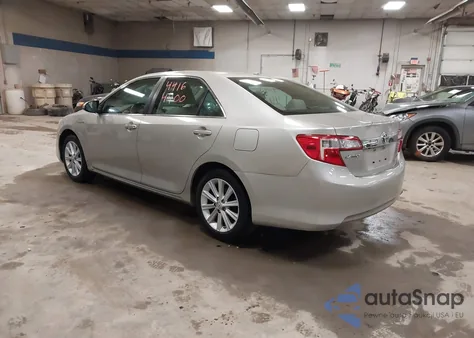 2014 Toyota Camry Hybrid Xle z USA, uszkodzony, nr VIN 4T1BD1FK6EU133885